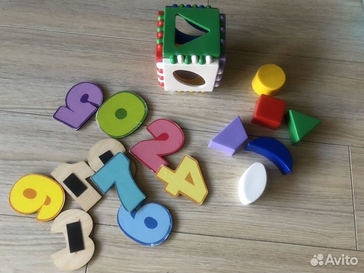 Развивающие игрушки