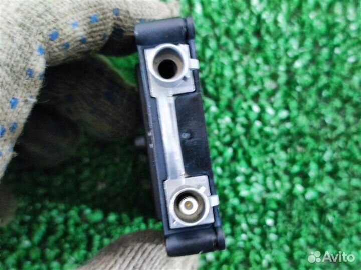 Усилитель антенны Mercedes Benz ML W164 2007