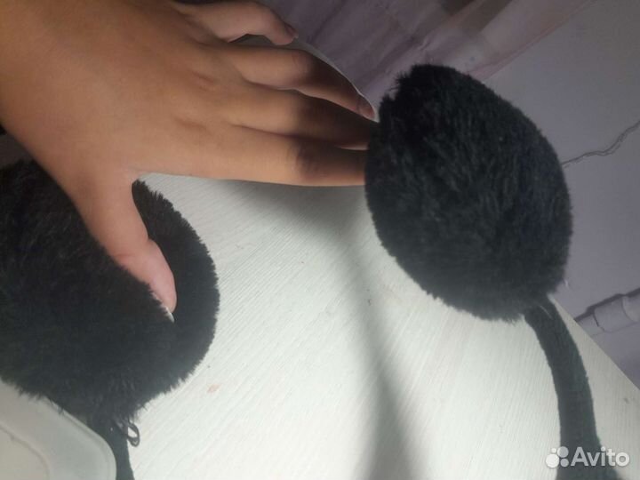 Меховые наушники