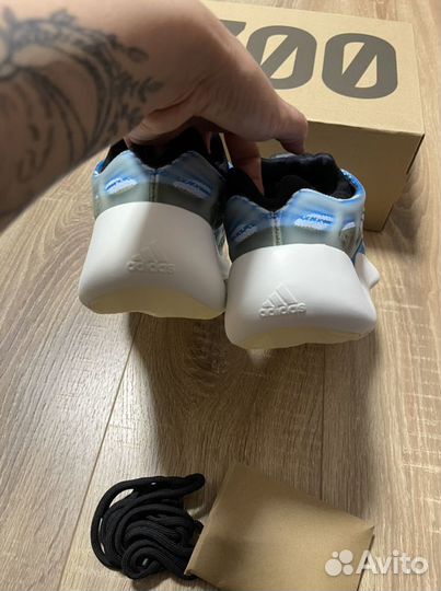 Adidas Yeezy 700 Arzare Оригинал