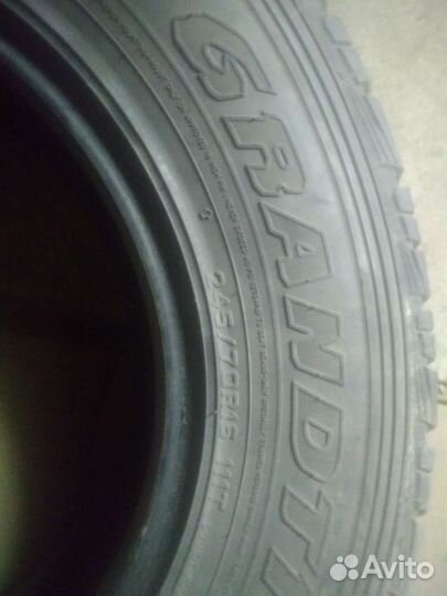 Dunlop Grandtrek AT3 245/70 R16