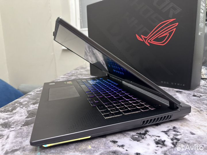 Asus Rog Strix g17