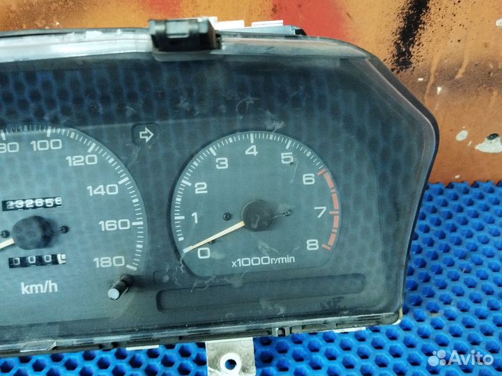 Панель приборов Mitsubishi chariot 1991-98