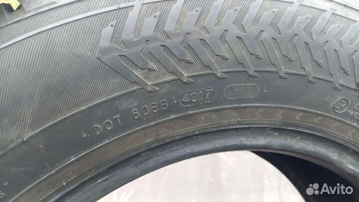 Nokian Tyres Hakkapeliitta 8 SUV 215/65 R16 102T