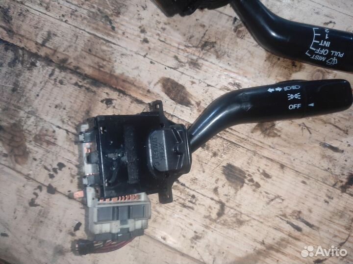Переключатель подрулевой форд лазер