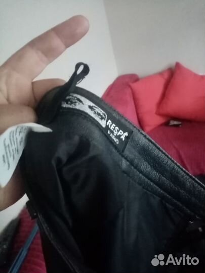 Юбка кожаная натуральная с разрезом