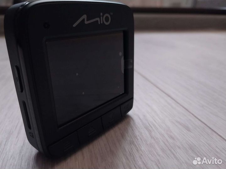 Видеорегистратор Mio MiVue C305 / новый