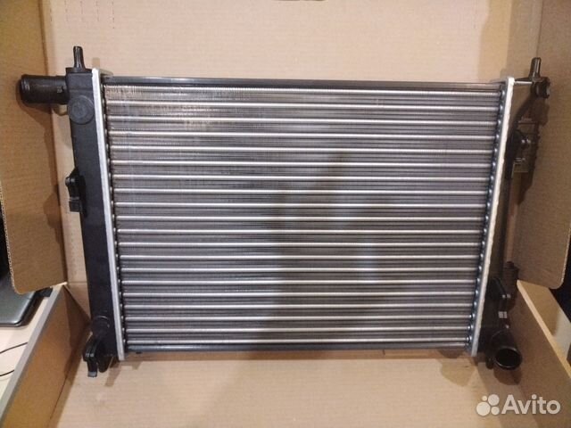 Радиатор охлаждения Hyundai Solaris Kia Rio 3