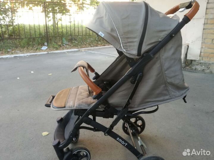 Коляска прогулочная smart