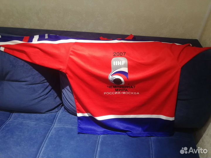 Хоккейный свитер