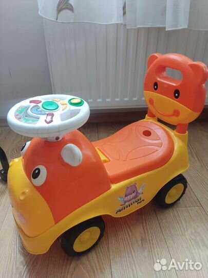 Машинка каталка толокар