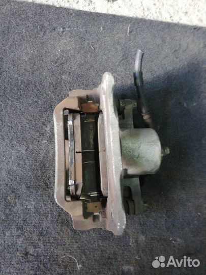 Суппорт передний левый Mazda 6 GH 2010