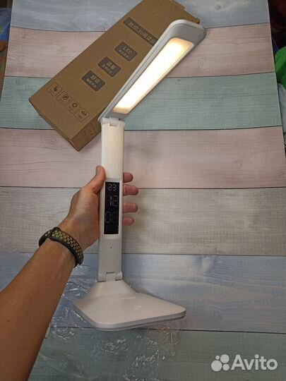 Умный светильник настольный LED лампа с дисплеем