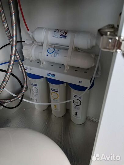 Установка фильтра воды под мойку