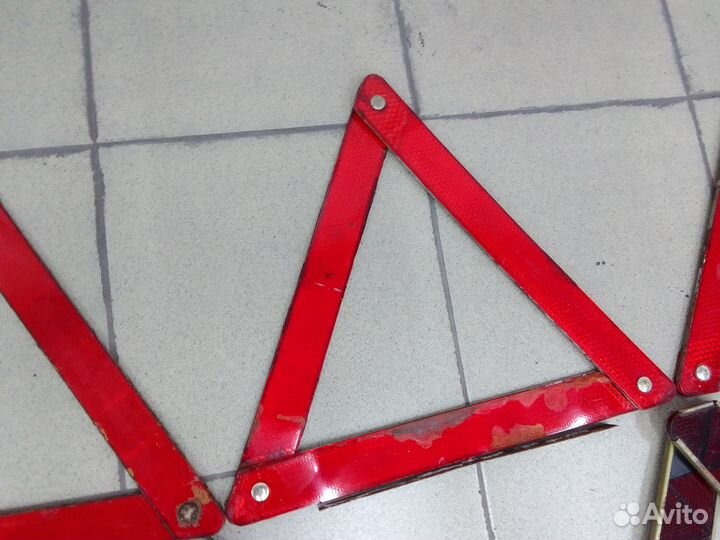 Аварийно дорожные знаки