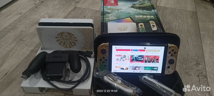 Игровая консоль Nintendo Switch oled глобальная ве