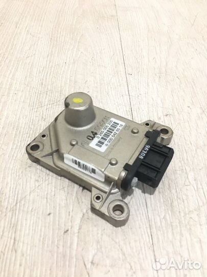 Датчик ускорения Mercedes Benz S500L W220 M113.960