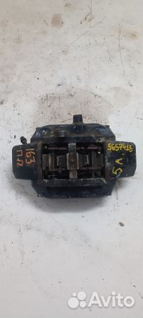 Суппорт передний правый