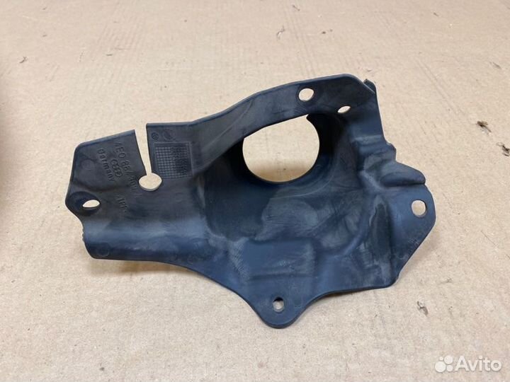 Пыльник левый Audi A8 D3 BVJ 2006