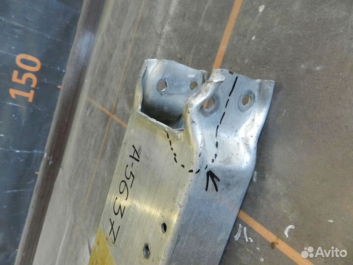 Кронштейн усилителя бампера - BMW 5 F07 GT