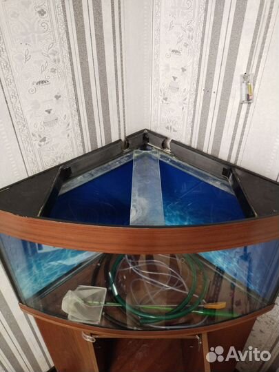 Аквариум с тумбой