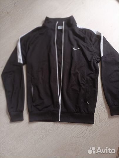 Мужская одежда, джинсы, толстовка