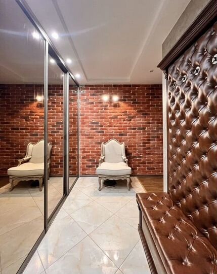 2-к. квартира, 72,2 м², 2/4 эт.