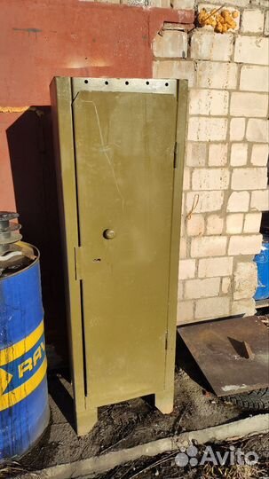 Оружейный сейф, шкаф металлический