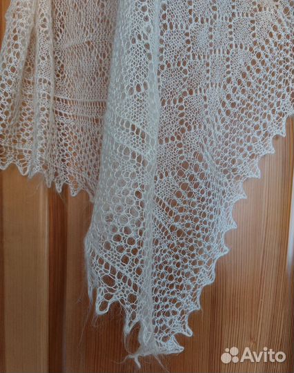 Оренбугский пуховый платок (паутинка)