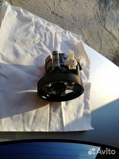 Насос гура на Peugeot 206 (Пежо 206)