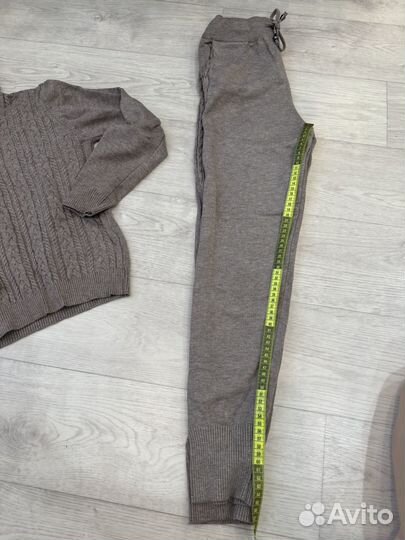 Костюм трикотажный женский 42