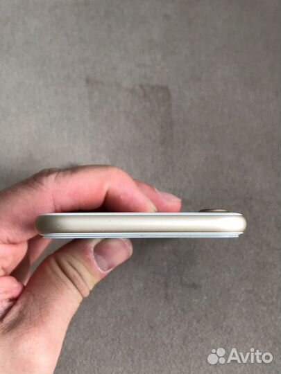 iPhone 7, 32 ГБ