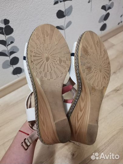 Босоножки 37 размер