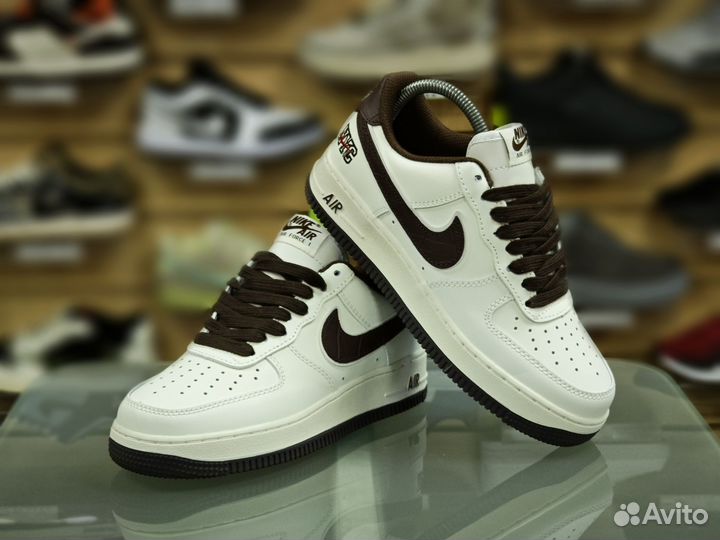 Кроссовки Nike Air Force