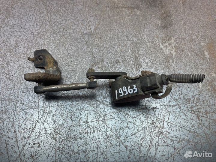 Другие датчики кузова Nissan Qashqai кроссовер M9R