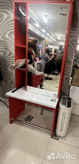 Парикмахерский стол