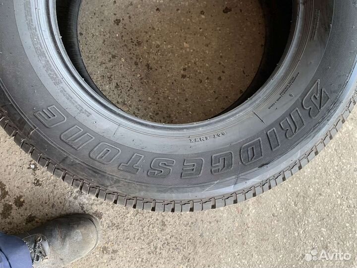 Bridgestone Dueler H/T 245/70 R17