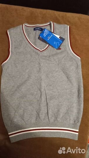 Жилет новый для мальчика серый 