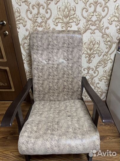 Продается кресло