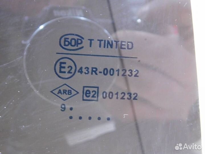 Стекло двери задней правой Renault Logan 1 2005-20