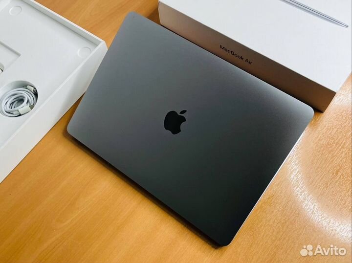 Macbook air 13 2019 retina (в идеале)