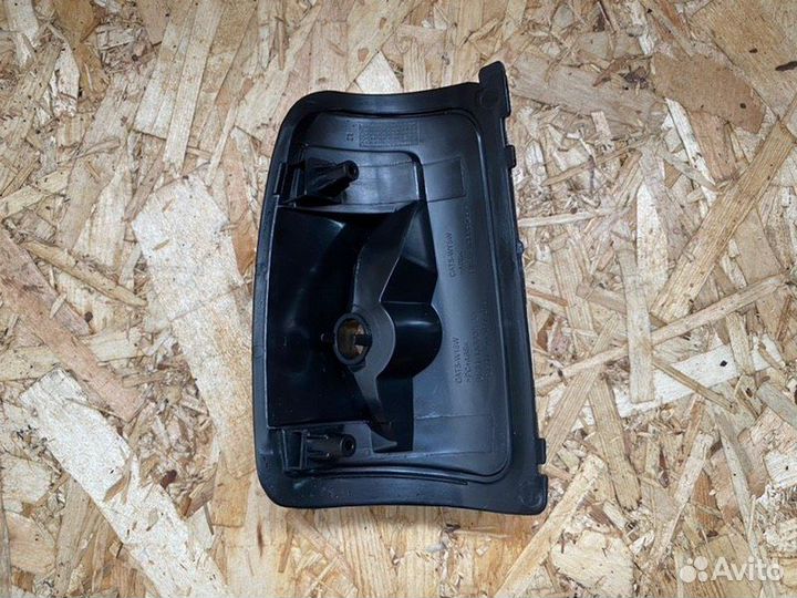 Повторитель поворота в зеркало правый Ford Transit