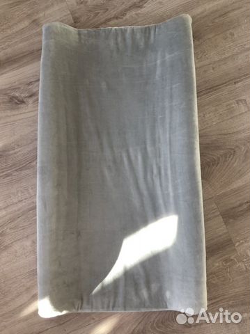 Пеленальная поверхность с чехлом