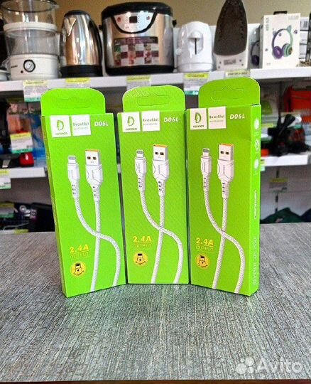 Кабель denmen D06L USB to Lightning 2.4A 1 м