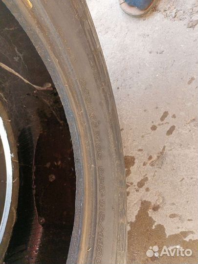 Шины 235.70.16с без грыж и порезов