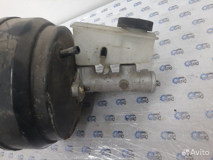 Вакуумный усилитель тормозов в сборе Mazda 626 GF