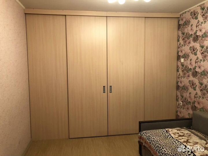 Межкомнатные двери купе