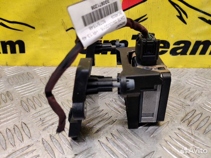 Радар адаптивного круиз контроля передний