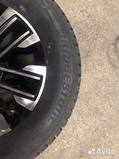Bridgestone Blizzak Spike-02 SUV 265/60 R18