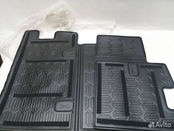 Защитные коврики спинки сидения второго ряда chang